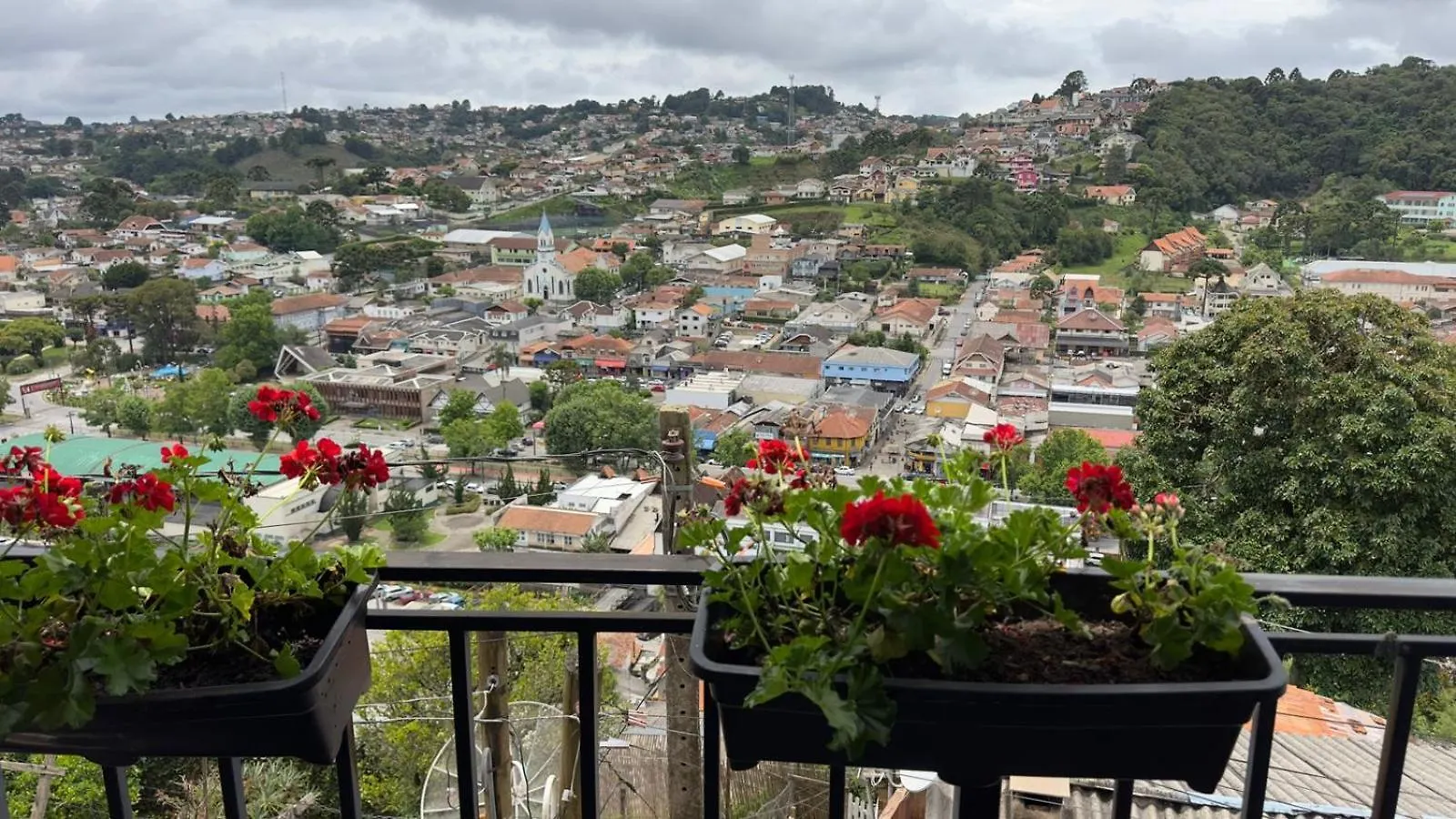 Homestay Suites Bella Vista Campos do Jordao