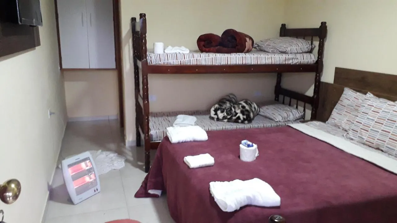 Suites Bella Vista Campos do Jordão 0*,  巴西